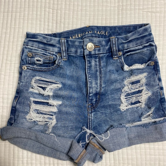 American Eagle Outfitters shorts - Picture 1 of 3